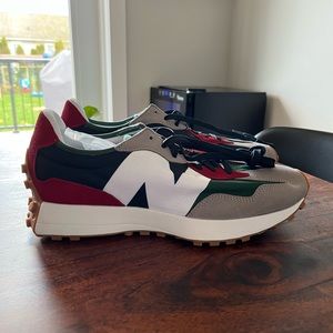 New Balance 327 Sneakers US Mens 12